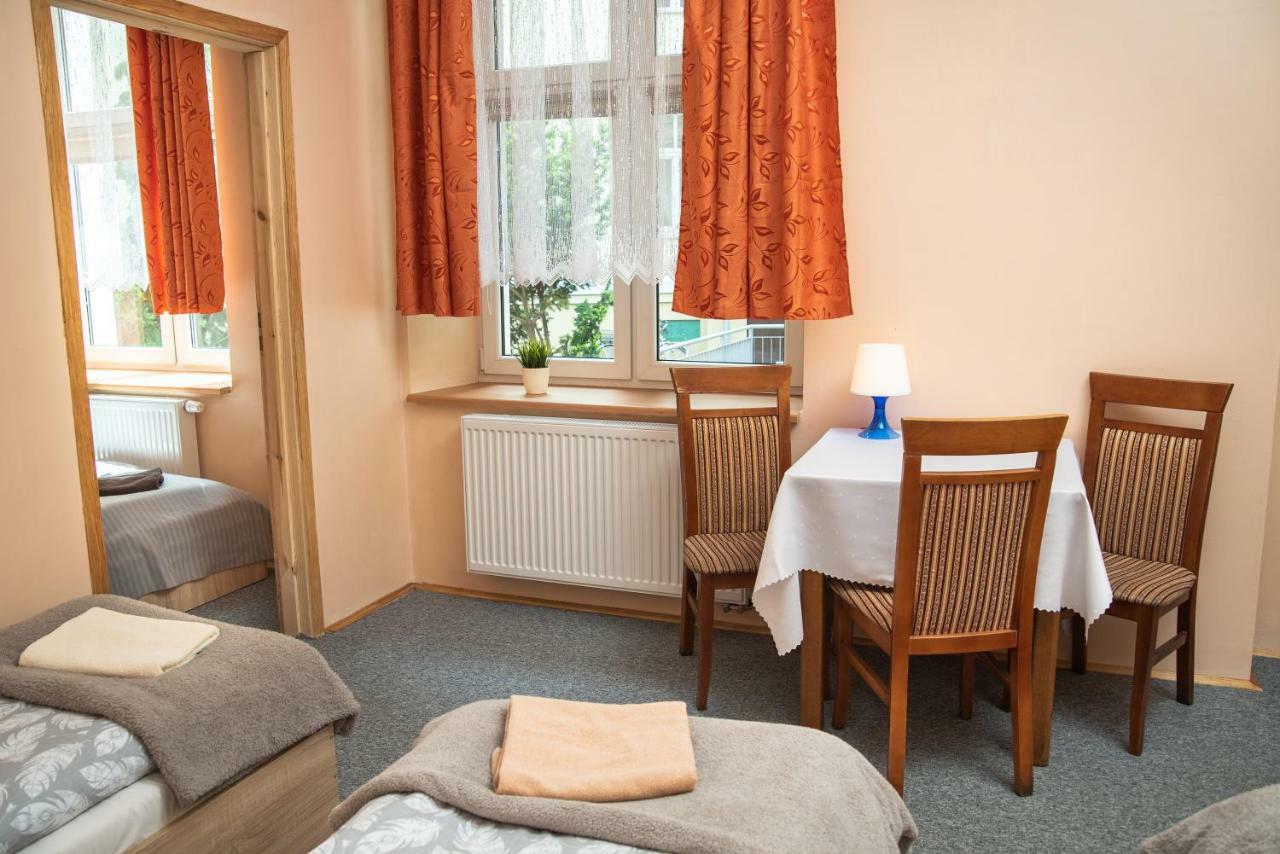 Aparthostel Green Hostel *